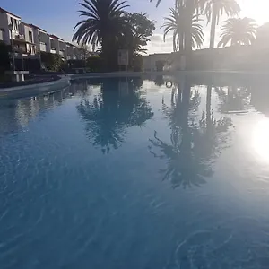 https://saltflats2-be-surrounded-by-sun-water-and-peace.in-canary-islands.com