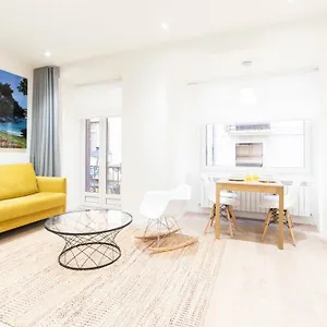 https://port-lux-old-town-sshousing.sansebastianhotels.net